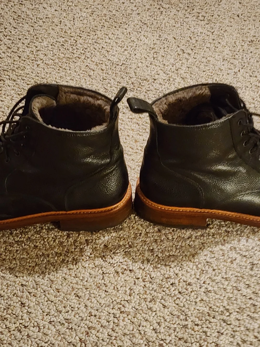 Men's Black Leather Lace-Up Boots with Brown Sole Johnston & Murphy
